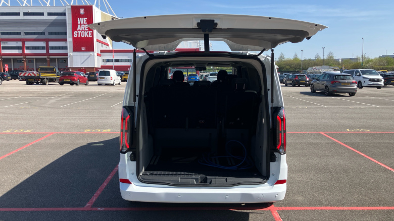 Ford Tourneo Custom 340 L2 Electric Rwd 160kW 65kWh H1 Titanium X 8 seater Auto